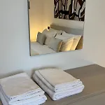 Appartement Floor Flat & Garage *