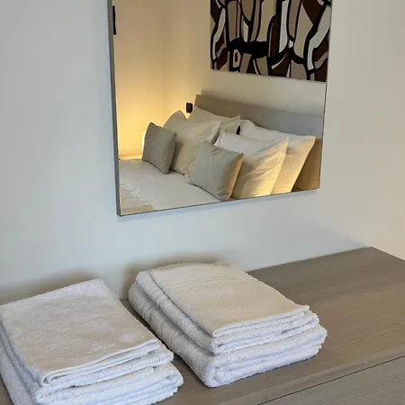 Διαμέρισμα Verona Top Floor Flat & Garage *