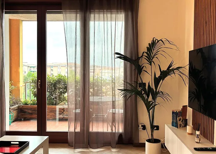Verona Top Floor Flat & Garage * Verona