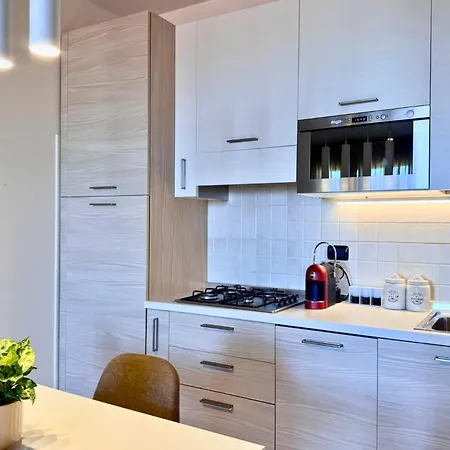 Top Floor & Garage * Verona