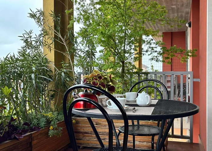 Floor Flat & Garage فيرونا