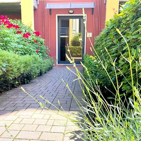 Floor Flat & Garage Verona