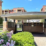Floor Flat & Garage Apartment Verona
